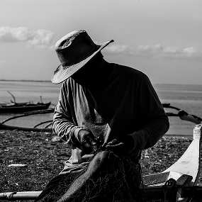 The Heartbeat of Baseco: Fishermen, Nets, and Community