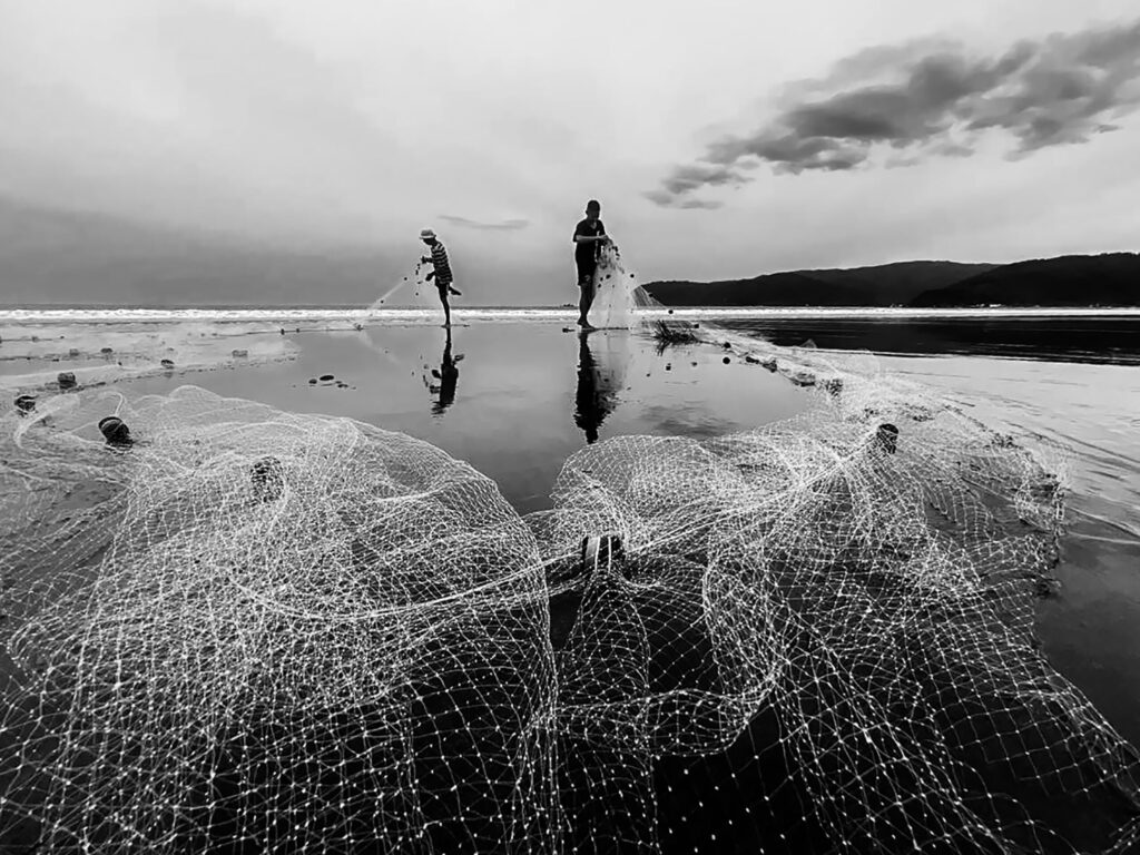 Lambat at Bisig (Net and Arms/Effort)